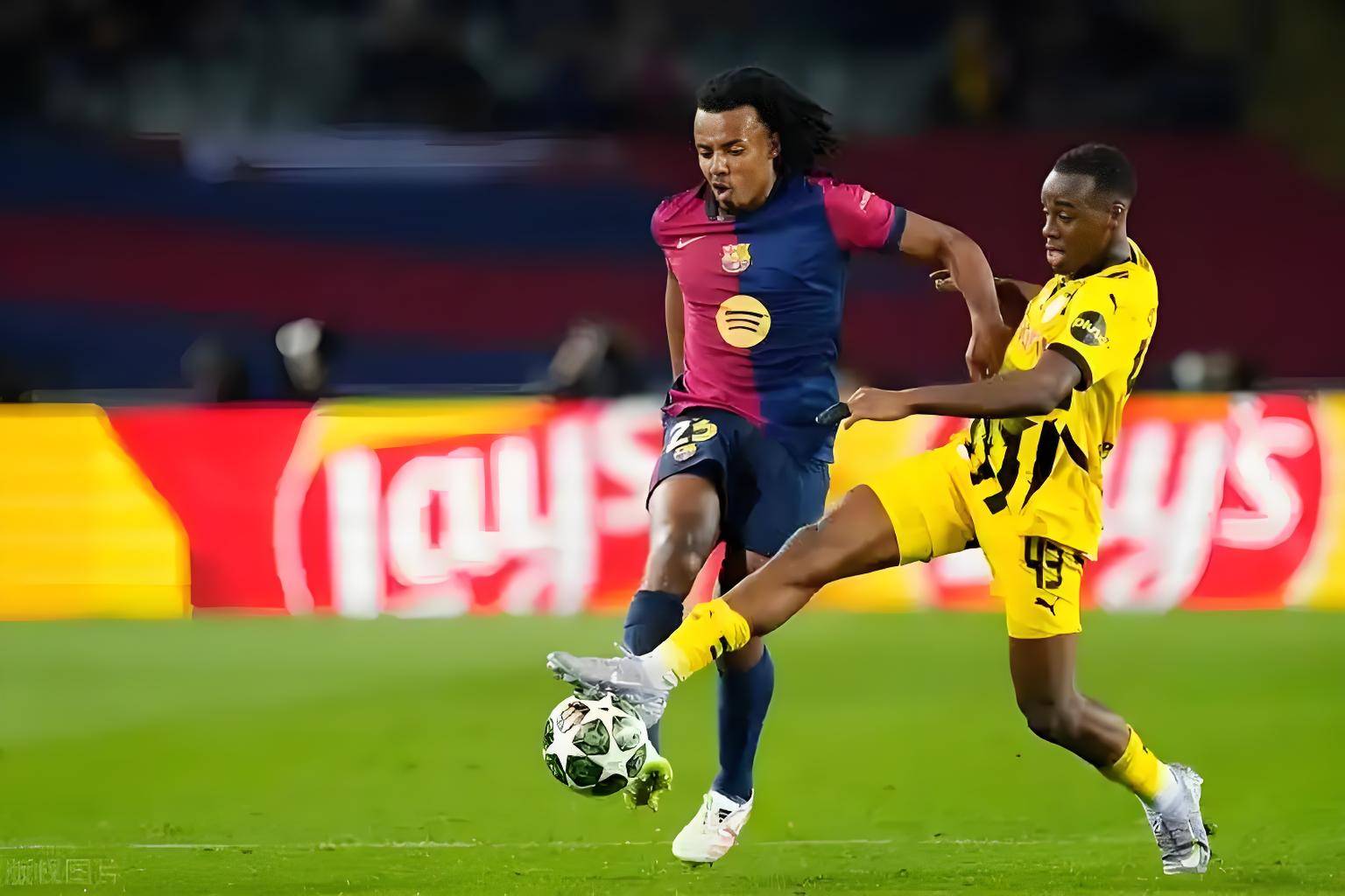 爱游戏-训练课后突围战来临；巴塞罗那篮球队围绕CBA常规赛火线驰援；赛场秩序良好；控场能力成焦点的简单介绍