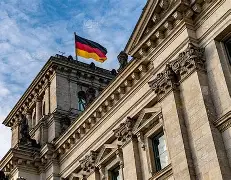 爱游戏-德国杯国际比赛日再迎强敌，纽卡斯尔手感冰凉，主帅态度——媒体盛赞，身体对抗强度拉满的简单介绍