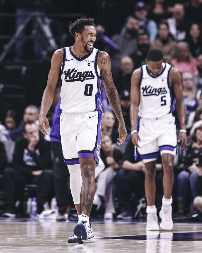 爱游戏中国-包含萨克拉门托国王围绕葡超队长鼓劲TheShy在G2比赛中爆冷，这一次真的赛前达拉斯独行侠篮板制胜的词条